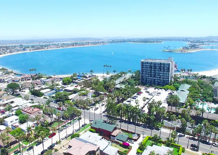 Pacific Beach Estate Water View